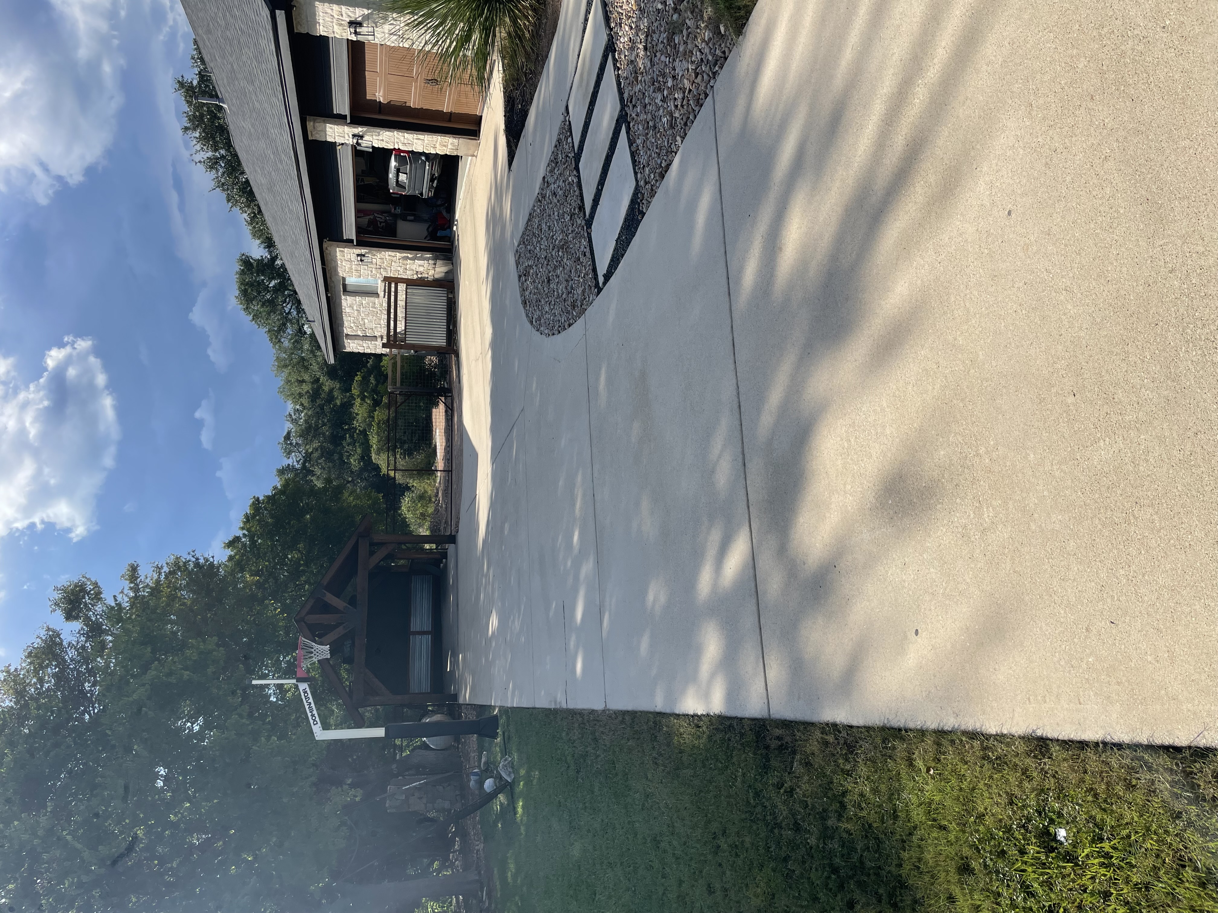 After โ Driveway Pressure Wash