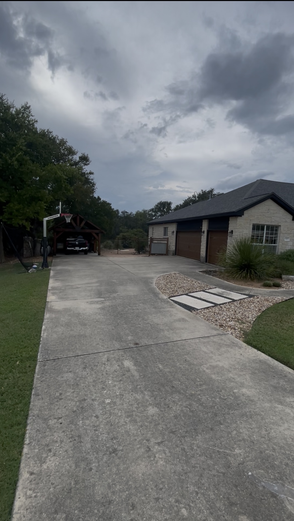 Before โ Driveway Pressure Wash